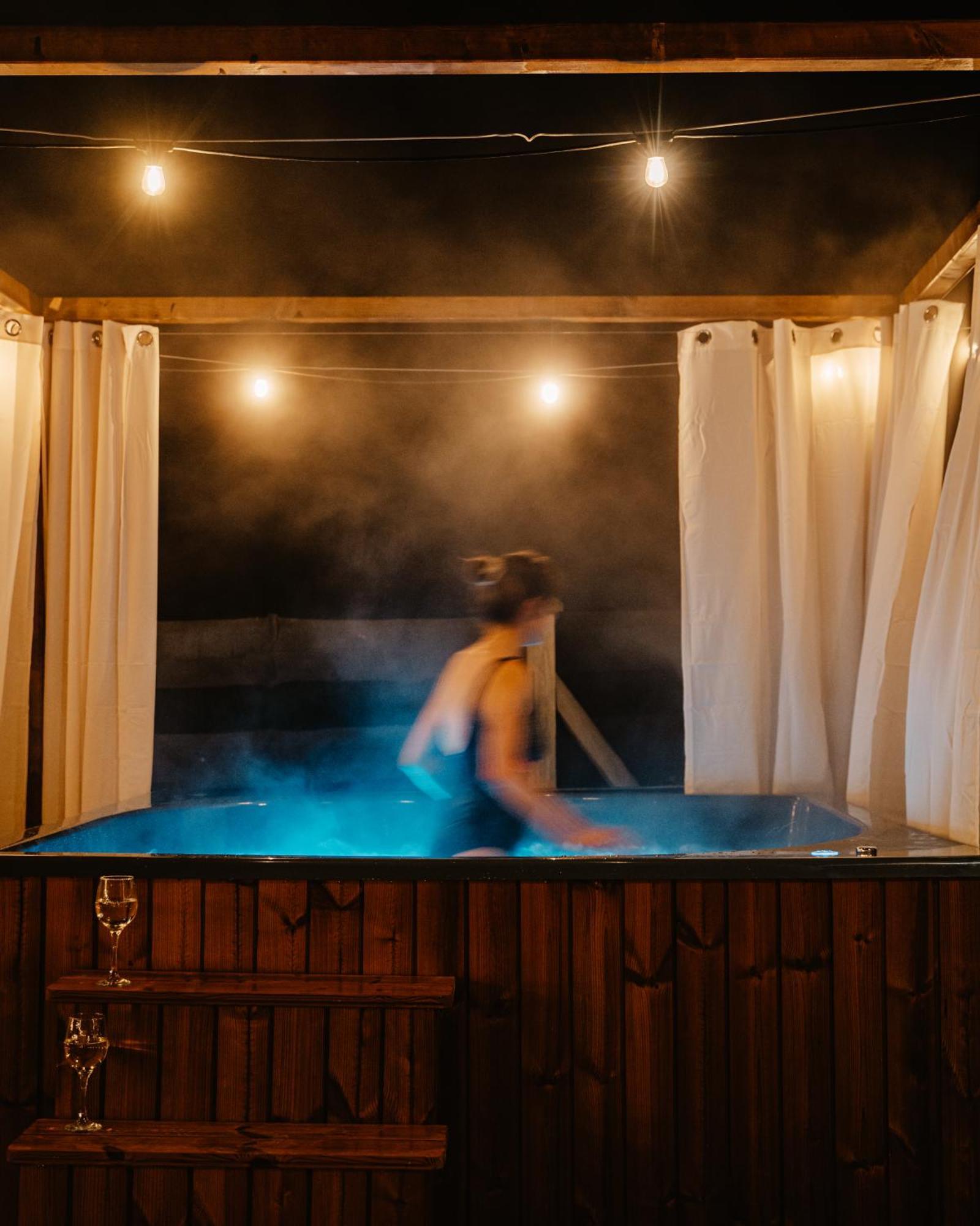 Sarnia Laka Domek 1 Z Prywatnym Jacuzzi Stronie Śląskie Esterno foto